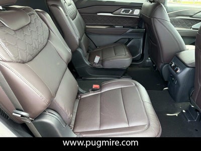 2026 Ford Explorer Platinum 4WD