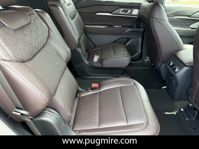 2026 Ford Explorer Platinum 4WD