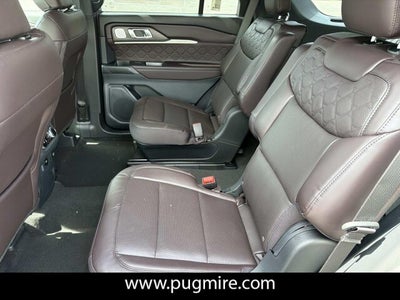 2026 Ford Explorer Platinum 4WD
