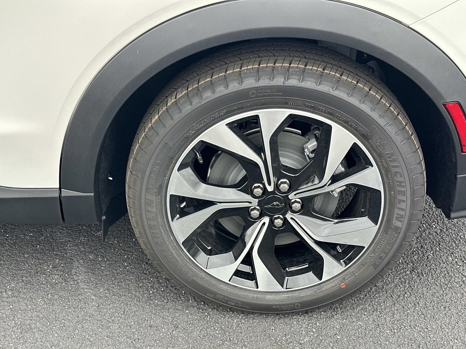 2026 Ford MUSTANG MACH-E SELECT RWD