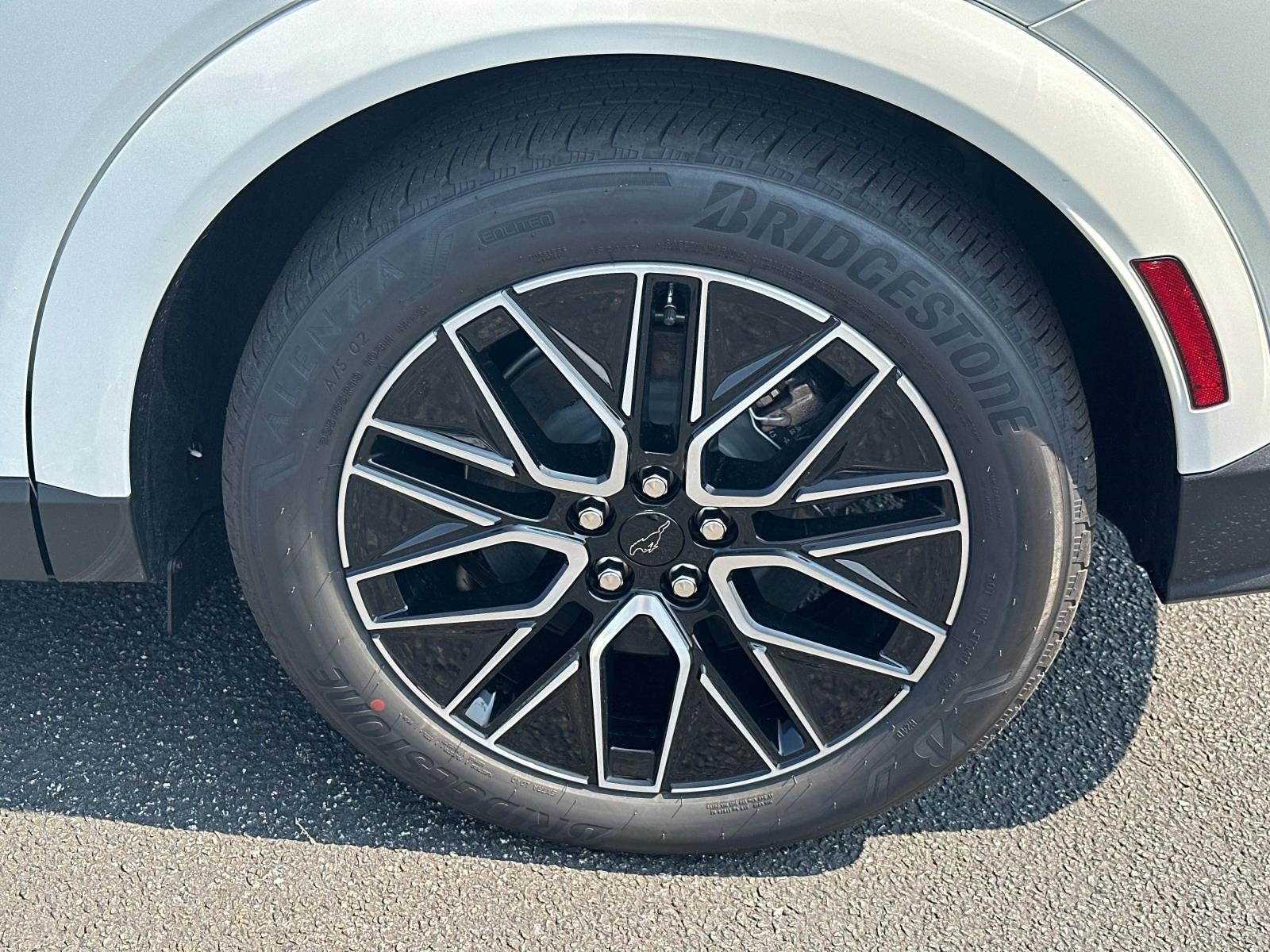 2025 Ford Mustang Mach-E PREMIUM RWD