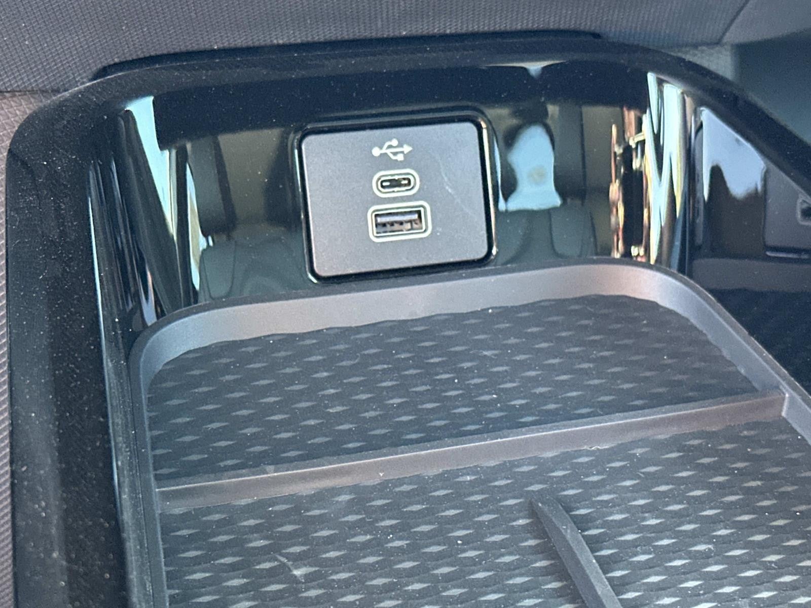 2026 Ford Mustang Mach-E PREMIUM AWD