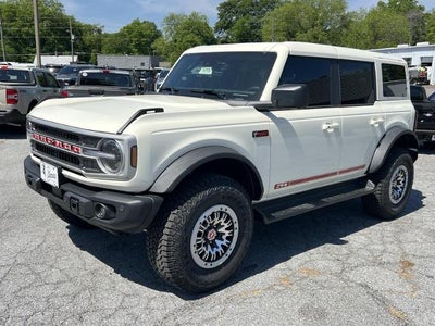 2026 Ford Bronco Outer Banks®