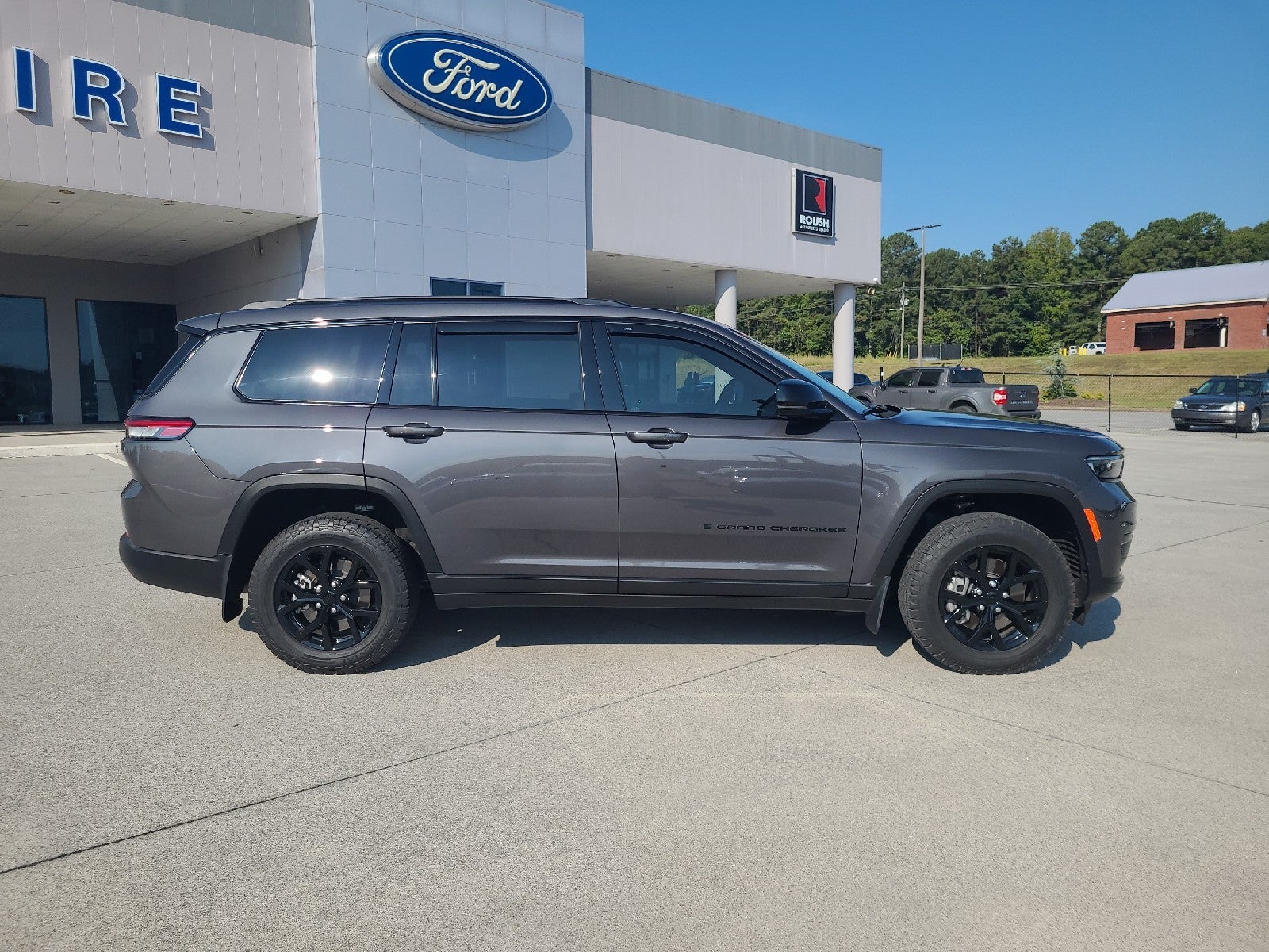 2025 Jeep Grand Cherokee L SUV