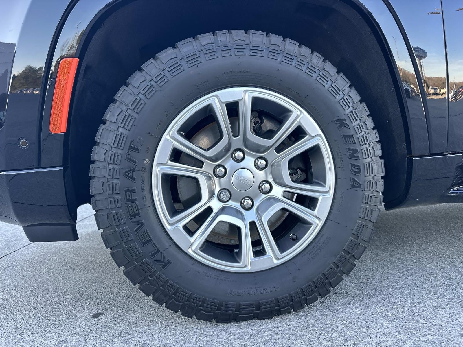 2023 Jeep Wagoneer 4WD