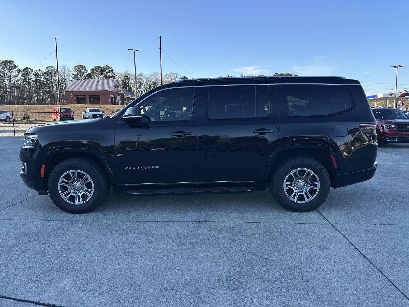 2023 Jeep Wagoneer 4WD