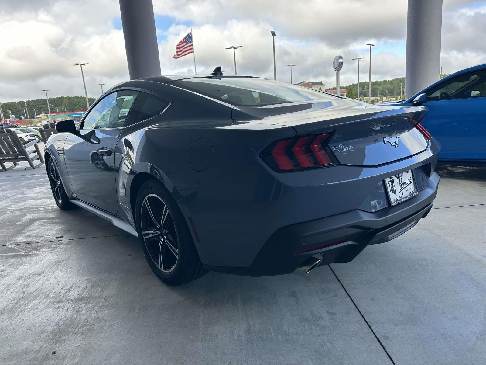 2025 Ford Mustang ECOBOOST FASTBACK