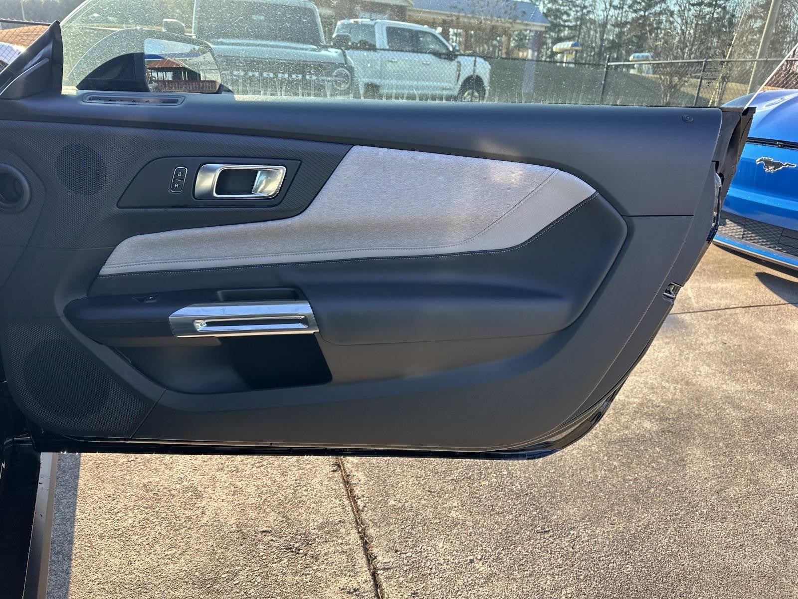 2025 Ford Mustang ECOBOOST FASTBACK