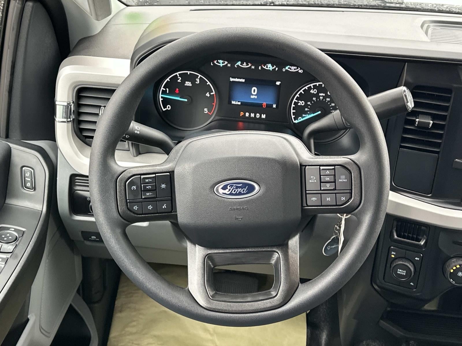 2026 Ford Super Duty F-350 DRW XL 4WD CREW CAB 179 WB 6