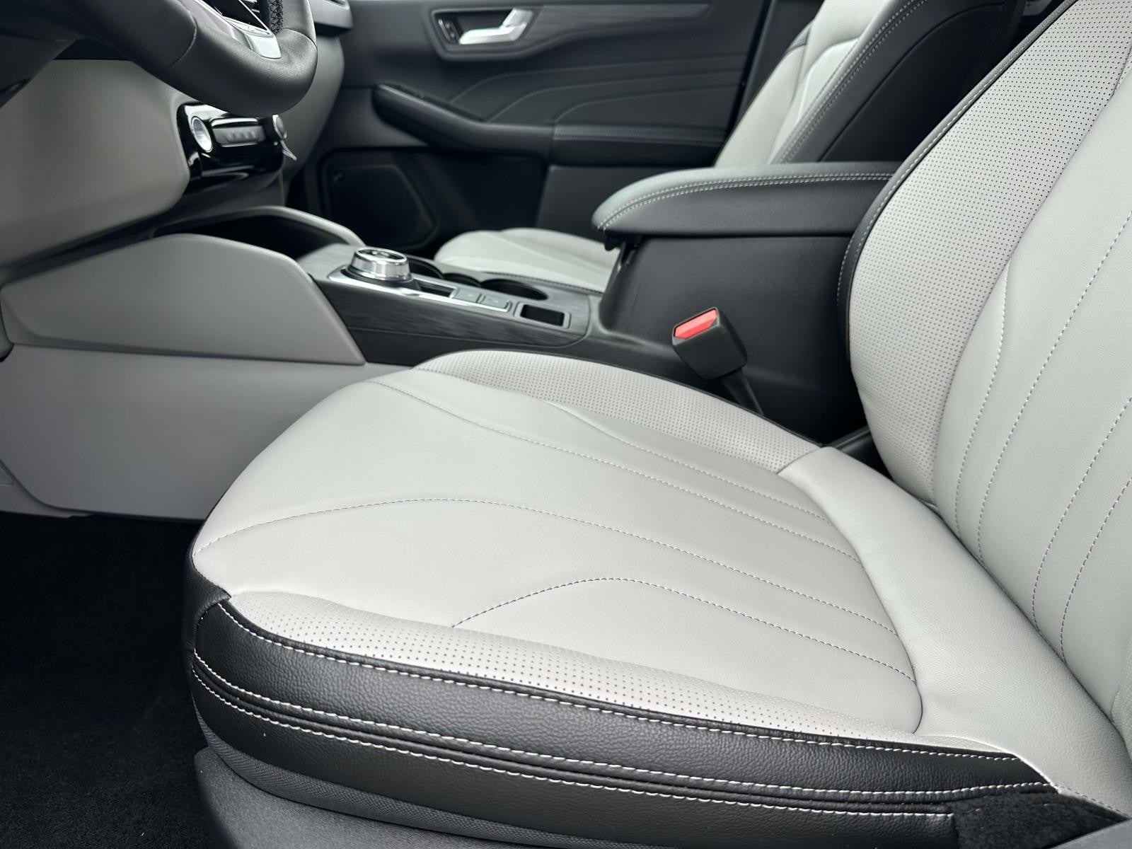 2025 Ford Escape PHEV FWD