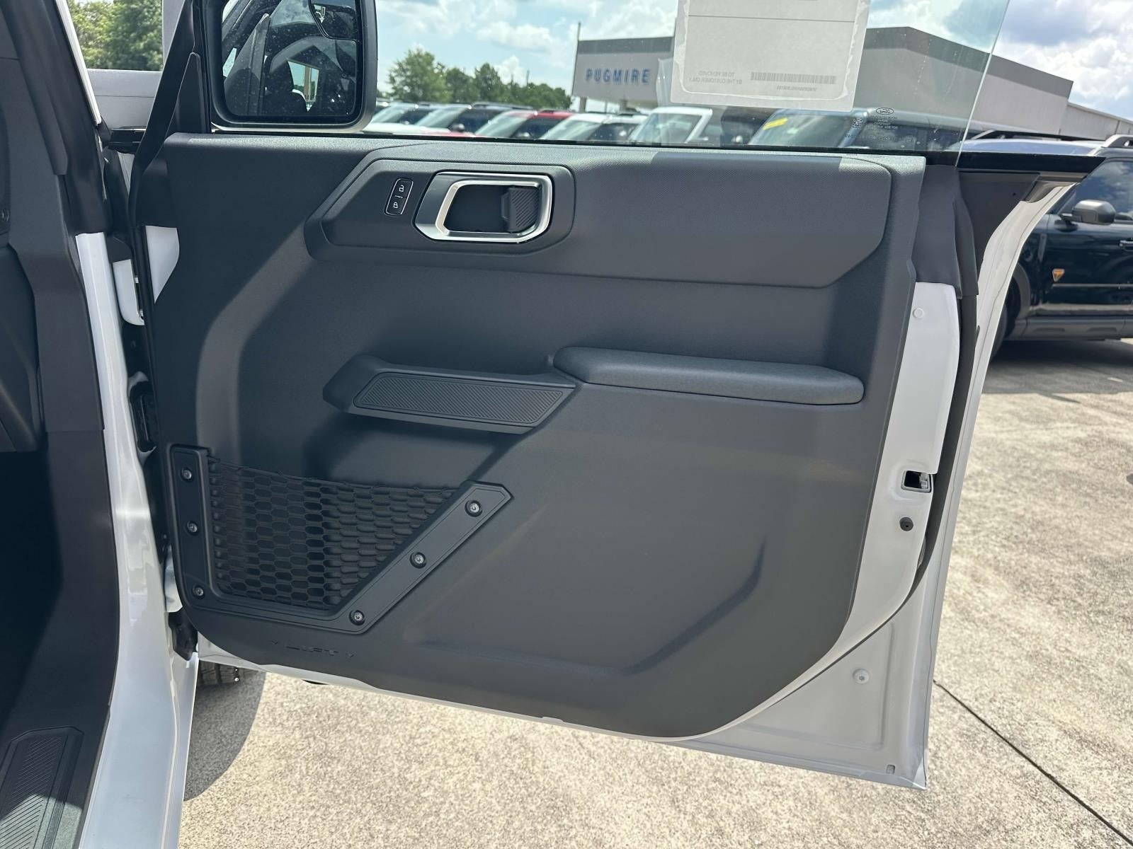 2025 Ford Bronco BASE 4 DOOR 4X4