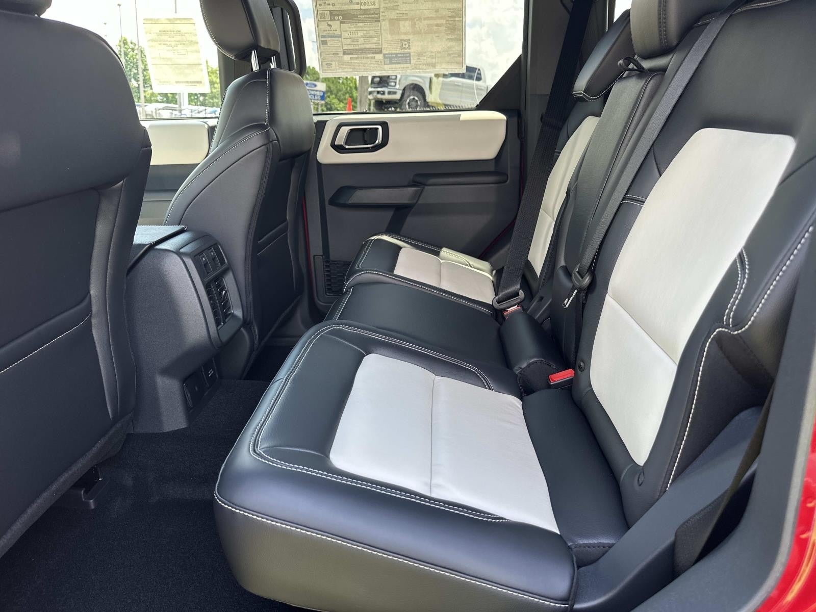 2026 Ford Bronco OUTER BANKS 4 DOOR 4X4 60TH EDITION