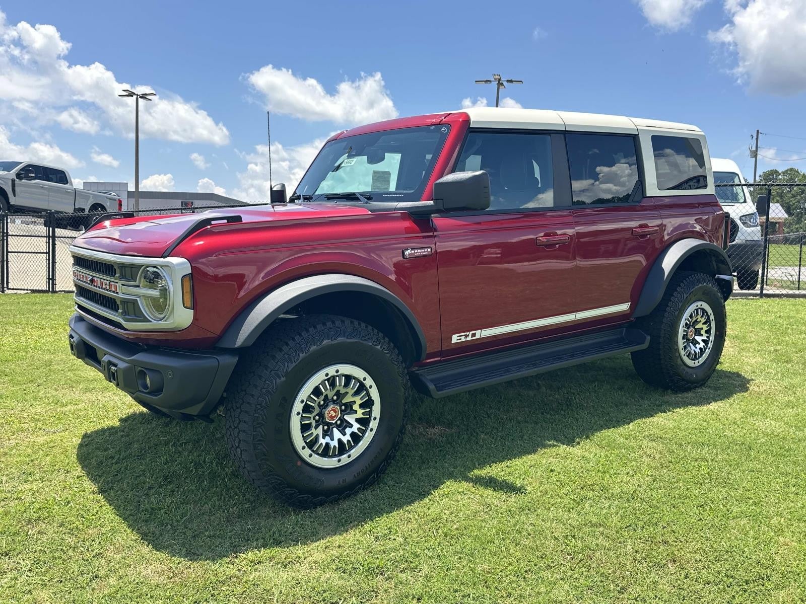 2026 Ford Bronco OUTER BANKS 4 DOOR 4X4 60TH EDITION