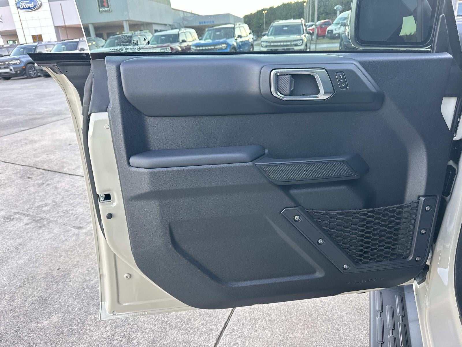 2025 Ford Bronco OUTER BANKS 4 DOOR 4X4