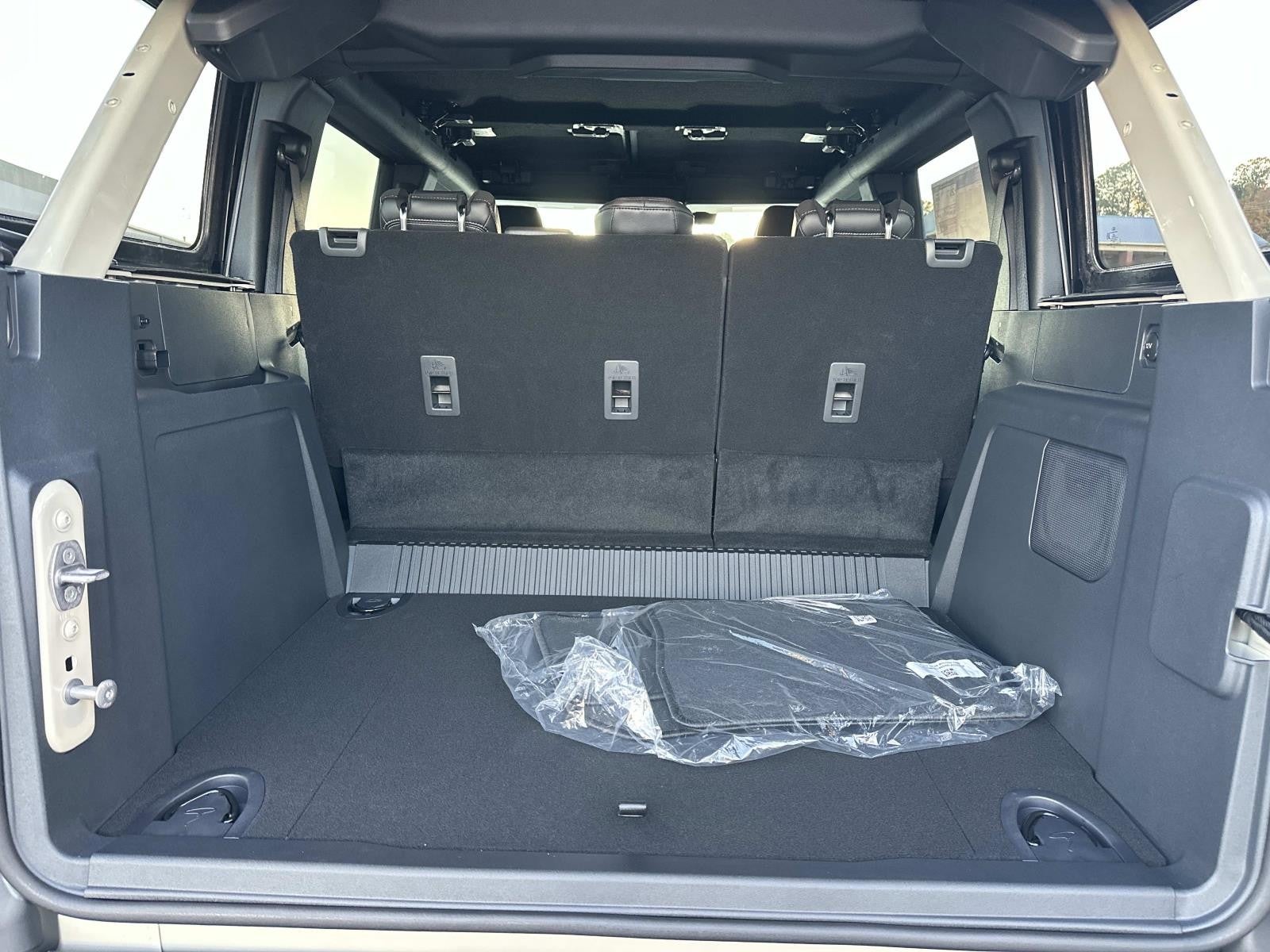 2025 Ford Bronco OUTER BANKS 4 DOOR 4X4