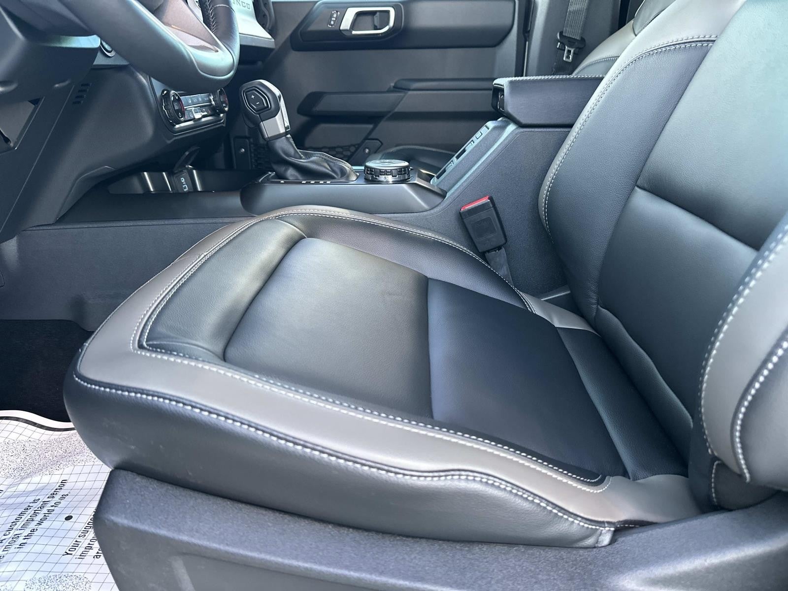 2025 Ford Bronco OUTER BANKS 4 DOOR 4X4