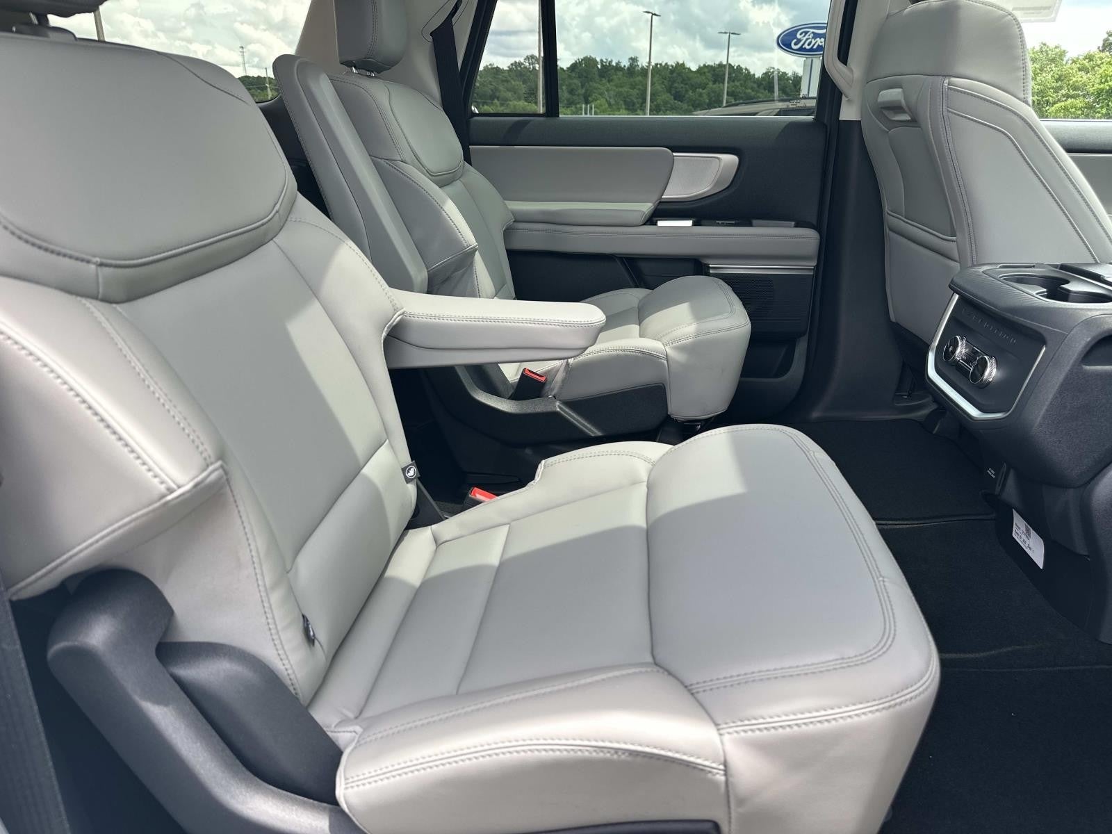 2026 Ford Expedition Max ACTIVE 4X2