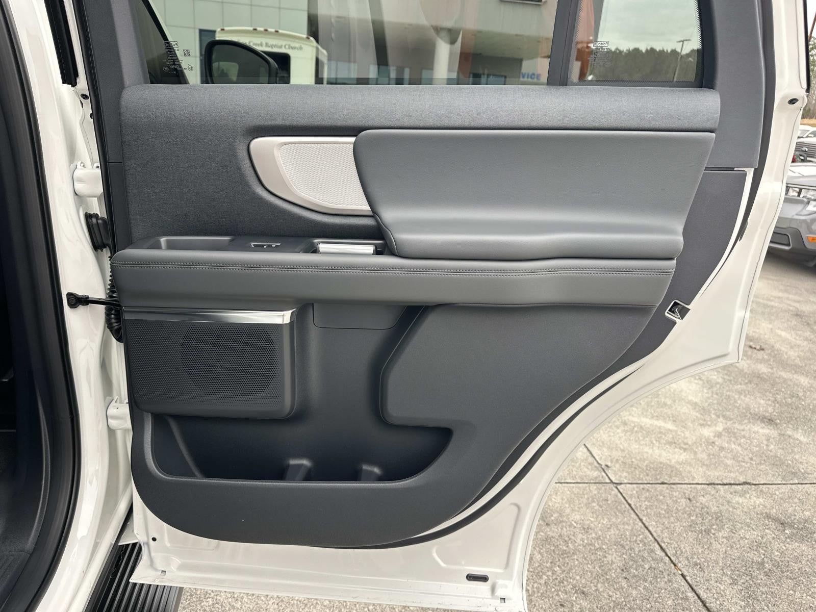 2026 Ford Expedition ACTIVE 4X2