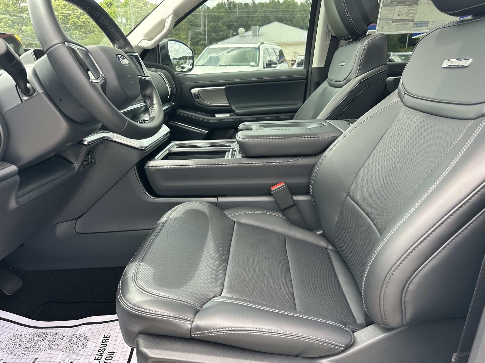 2026 Ford Expedition PLATINUM 4X4