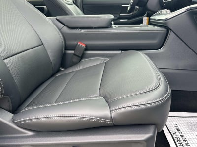 2025 Ford Expedition PLATINUM 4X4