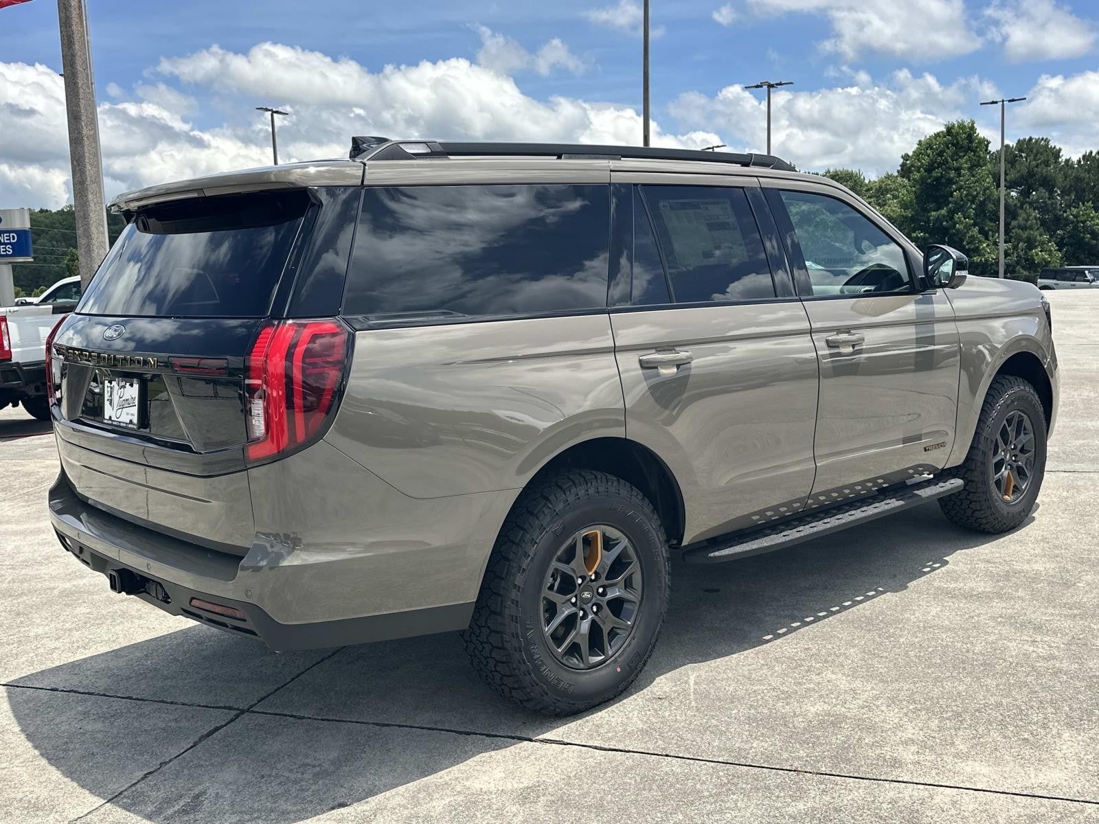 2026 Ford Expedition TREMOR 4X4
