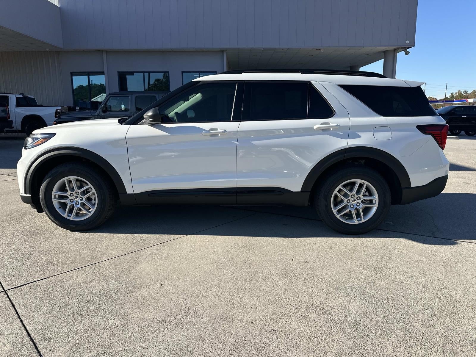 2026 Ford Explorer ACTIVE RWD