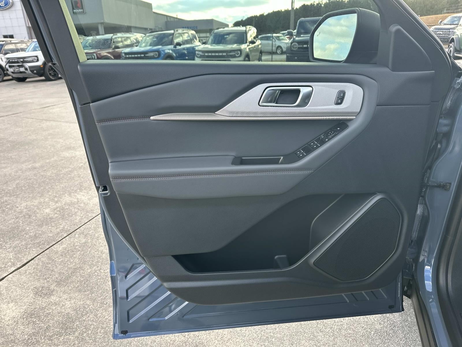 2026 Ford Explorer ACTIVE RWD