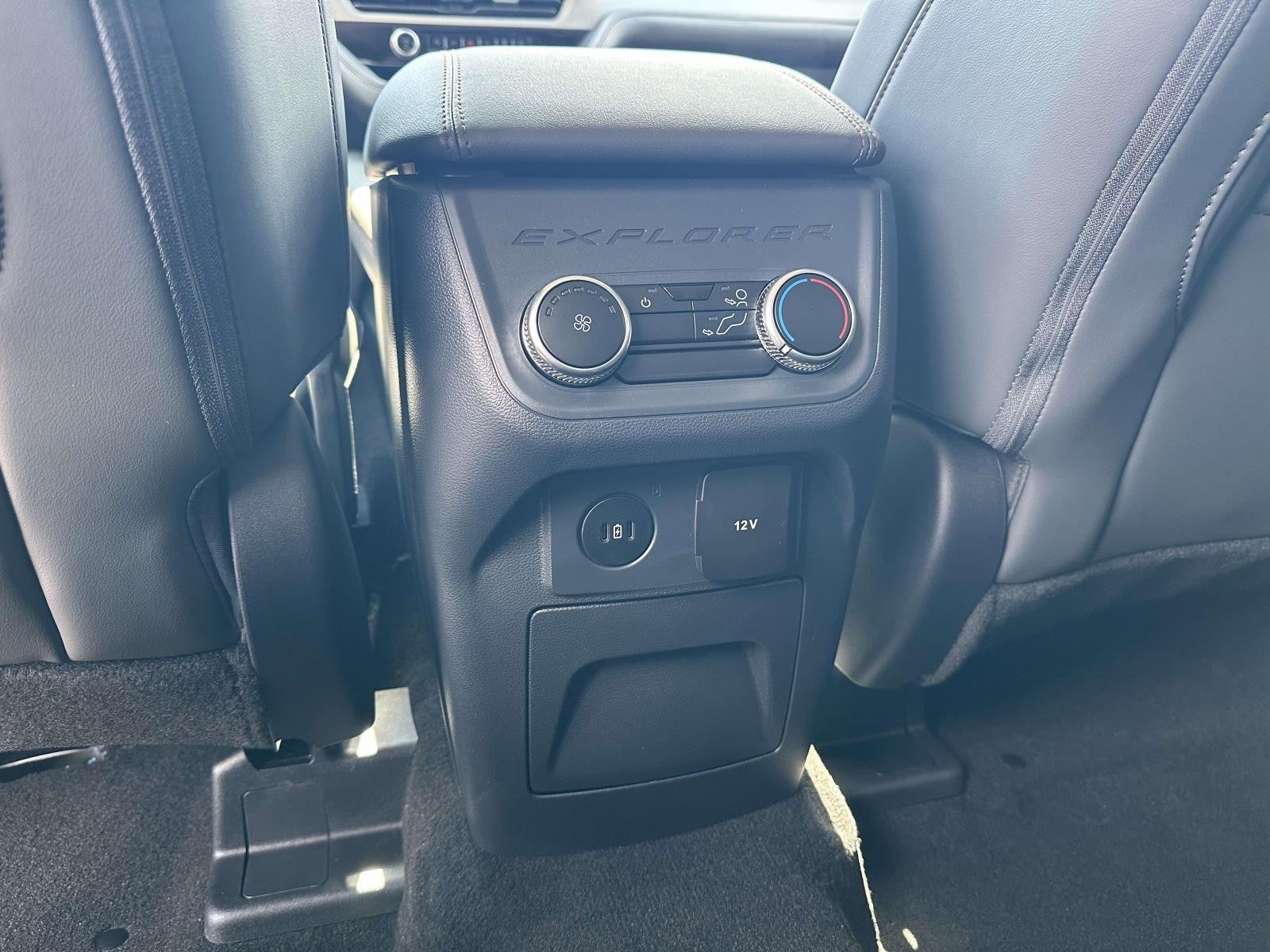 2025 Ford Explorer ACTIVE RWD