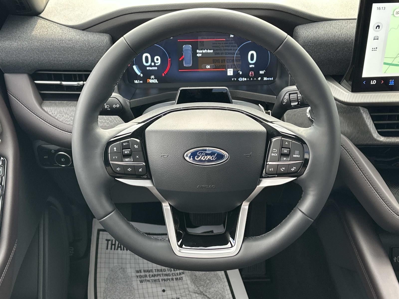 2026 Ford Explorer PLATINUM RWD