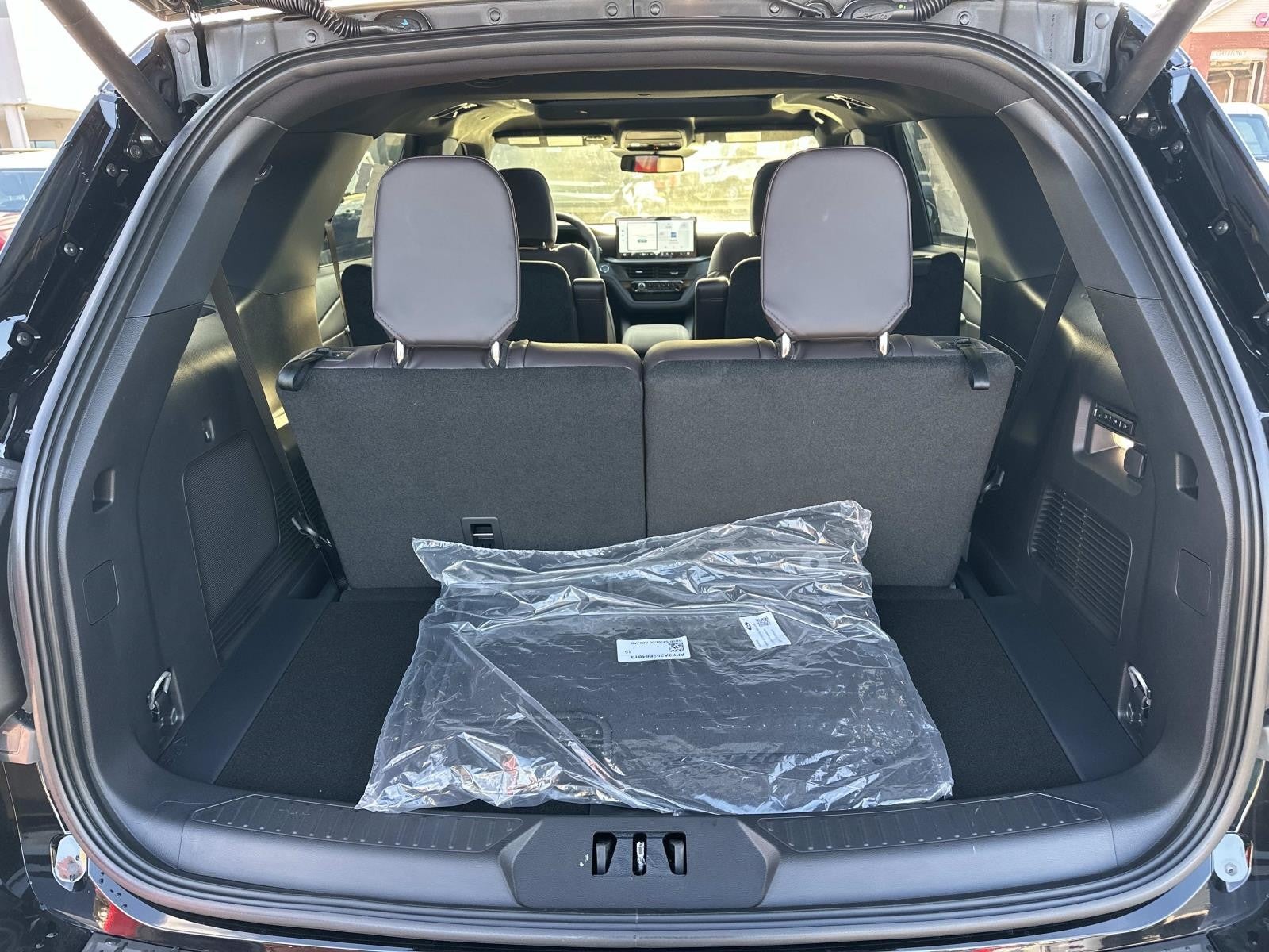 2026 Ford Explorer PLATINUM RWD