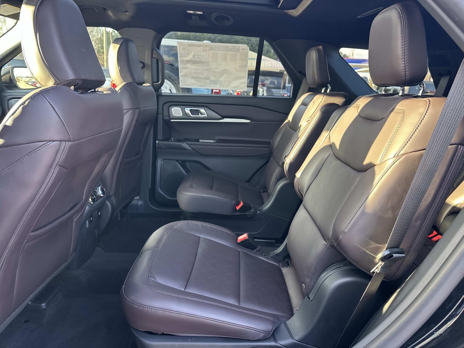 2026 Ford Explorer PLATINUM RWD