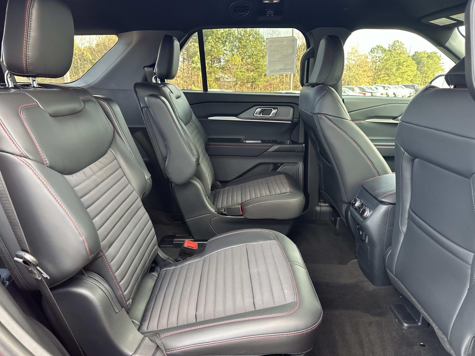 2026 Ford Explorer ST-LINE RWD