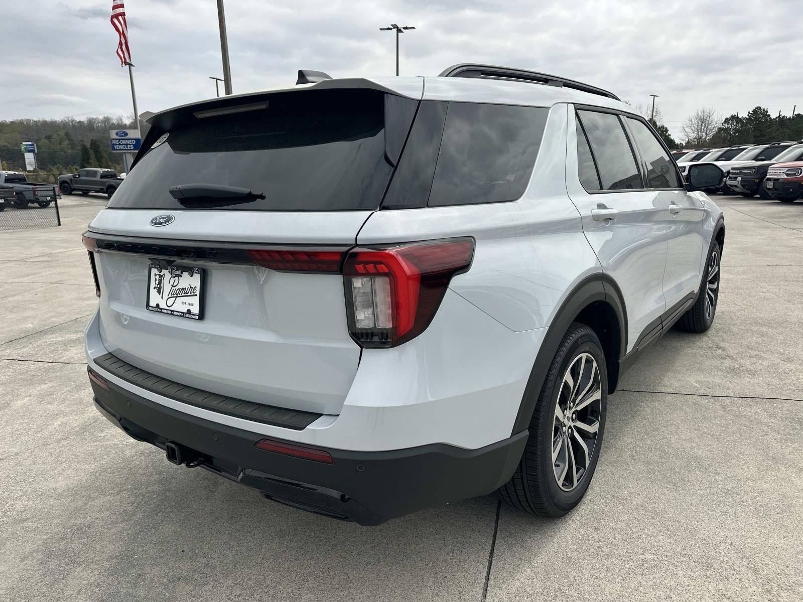 2026 Ford Explorer ST-LINE RWD