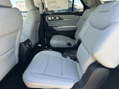 2026 Ford Explorer PLATINUM 4WD