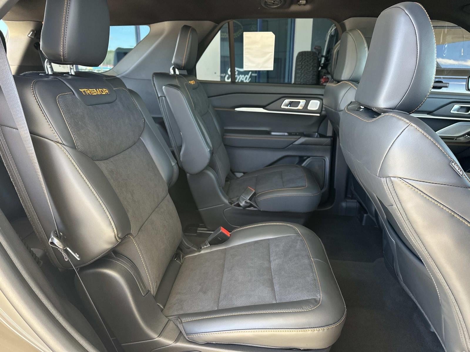 2026 Ford Explorer TREMOR 4WD