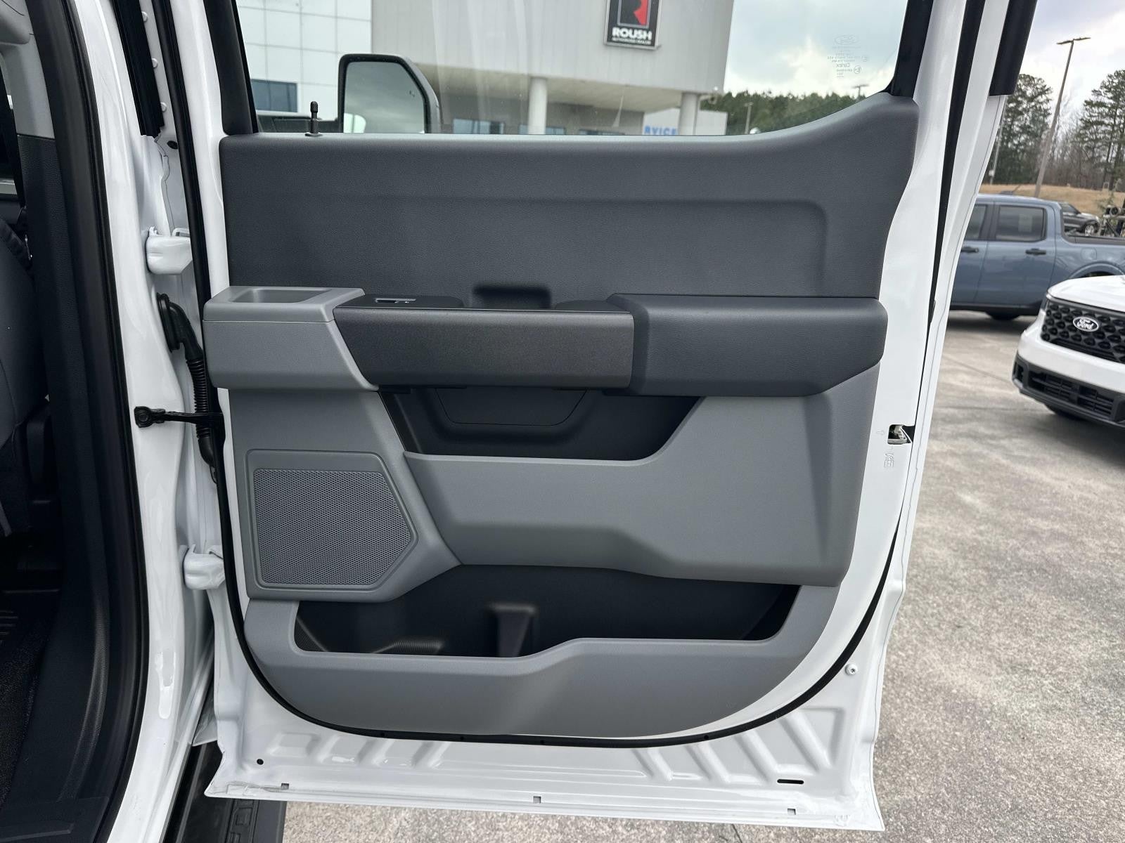 2026 Ford Super Duty F-250 SRW XL 4WD CREW CAB 6.75' BOX