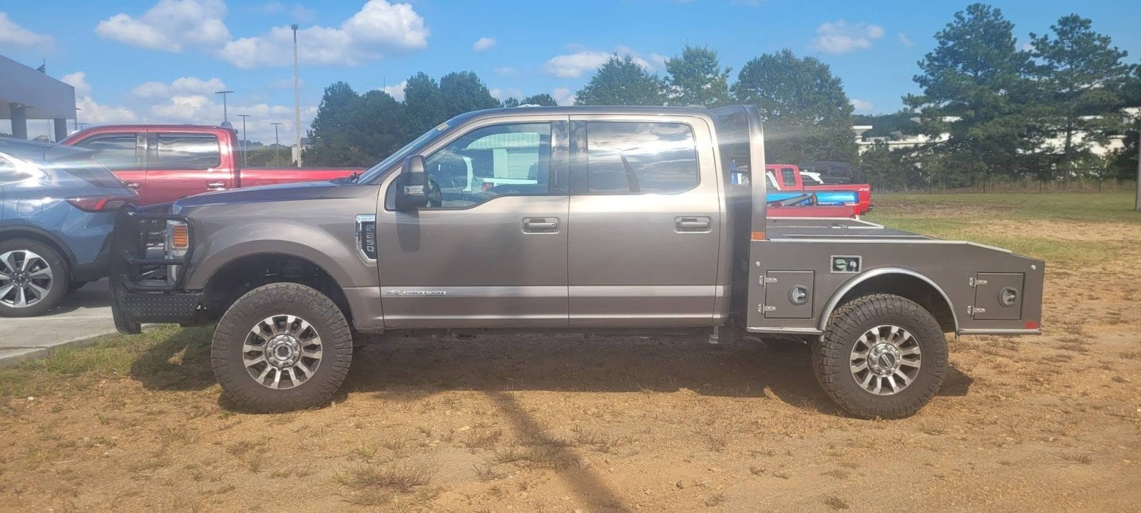 2021 Ford F-250 LARIAT 4WD CREW CAB 6.75'