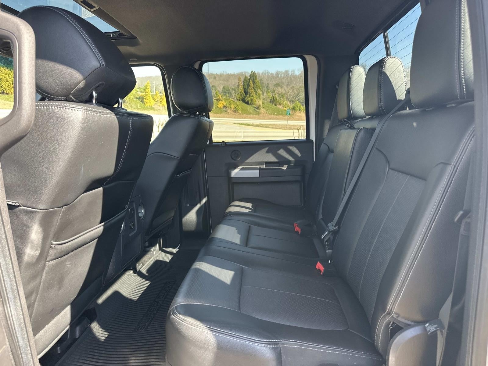 2015 Ford Super Duty F-250 SRW 4WD LARIAT