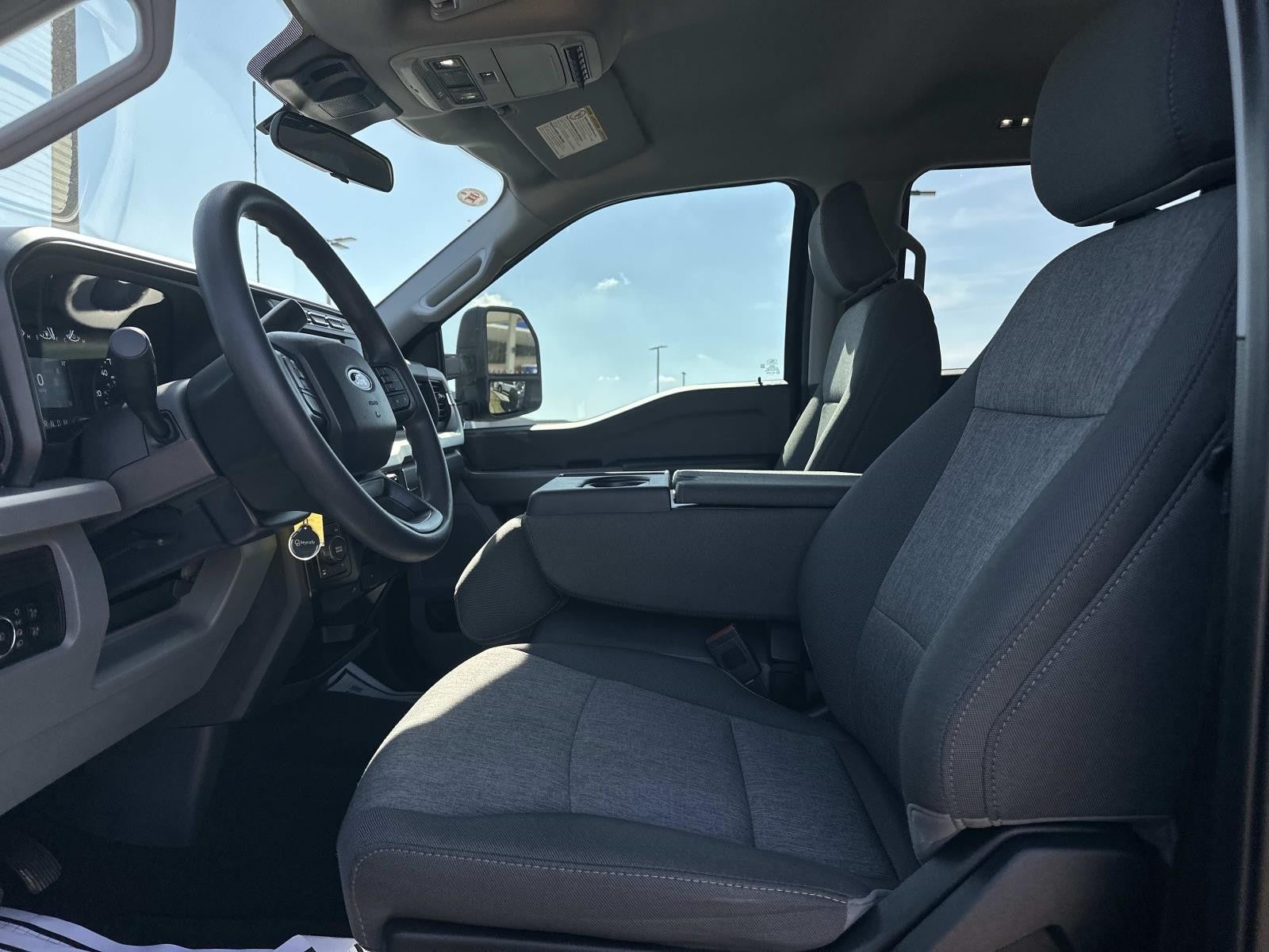 2024 Ford Super Duty F-250 SRW STX 4WD CREW CAB 6.75' BO