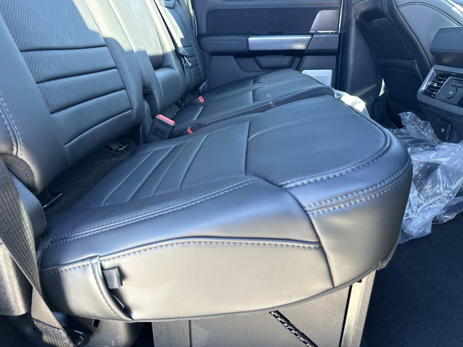 2026 Ford Super Duty F-250 SRW PLATINUM 4WD CREW CAB 6.7