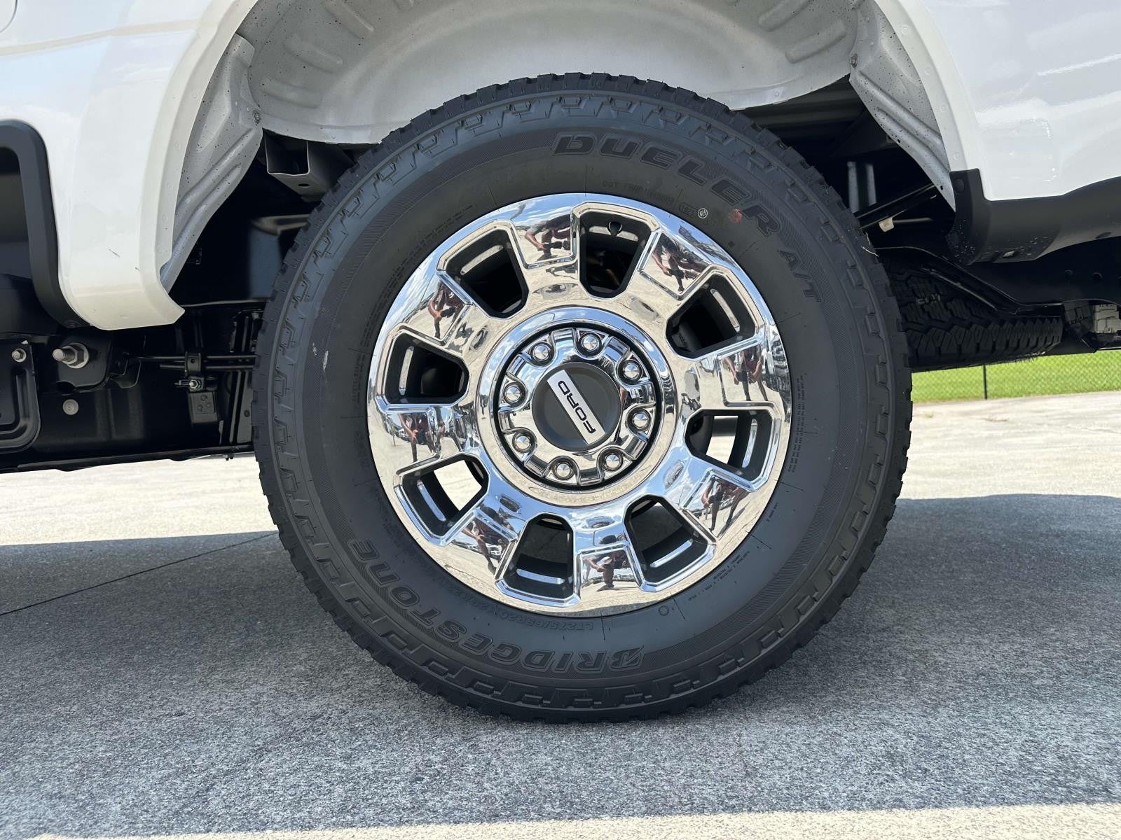 2025 Ford Super Duty F-250 SRW LARIAT 4WD CREW CAB 6.75'