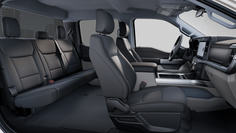 2025 Ford Super Duty F-250 SRW XLT 4WD CREW CAB 6.75' BO