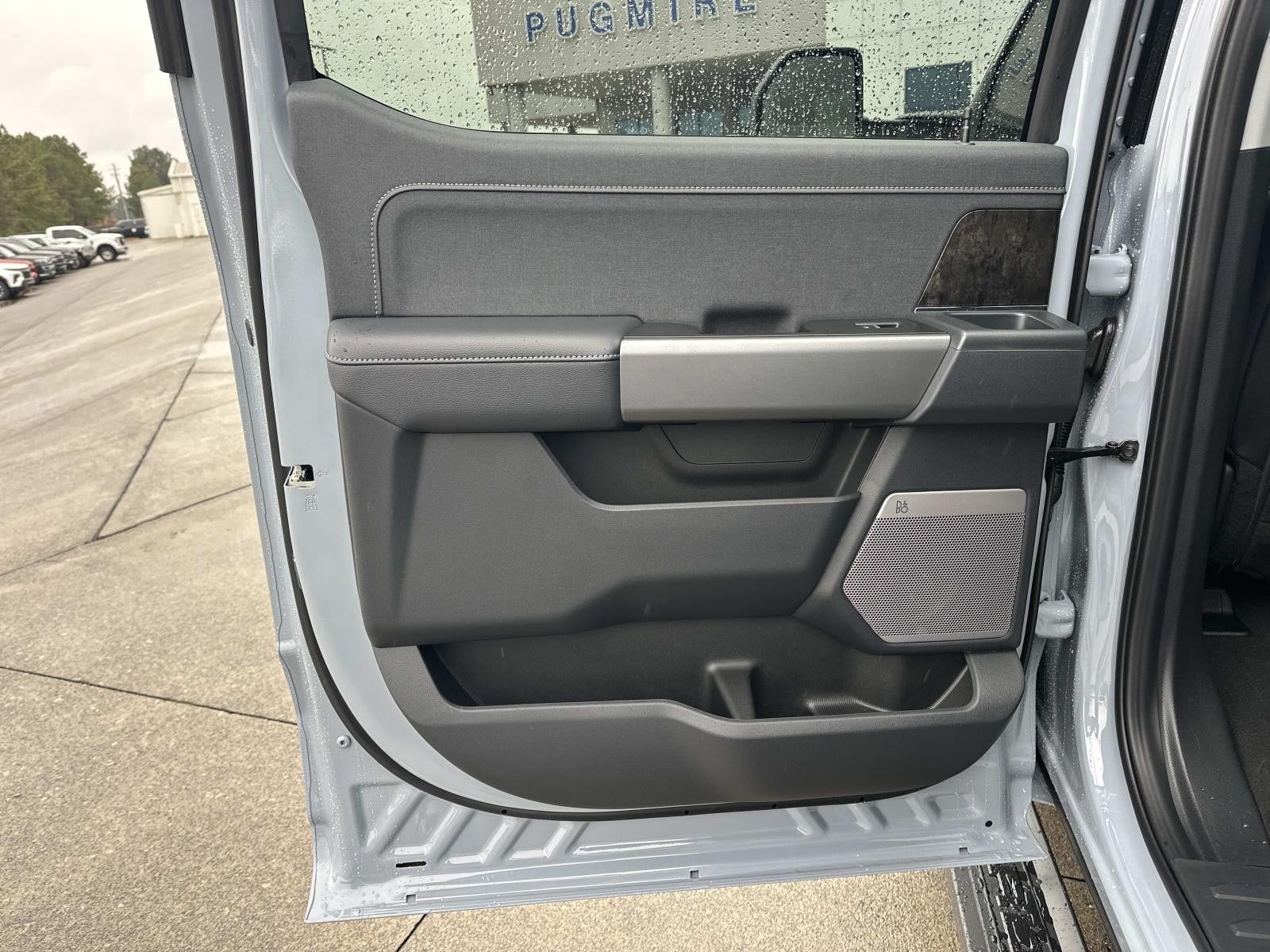 2026 Ford Super Duty F-250 SRW LARIAT 4WD CREW CAB 6.75'