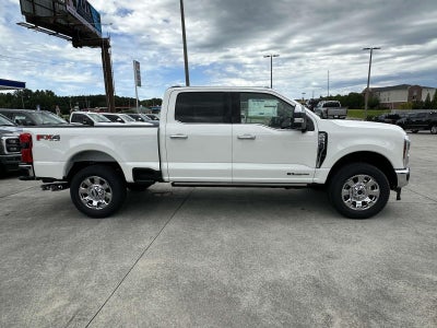 2025 Ford Super Duty F-250 SRW LARIAT 4WD CREW CAB 6.75'