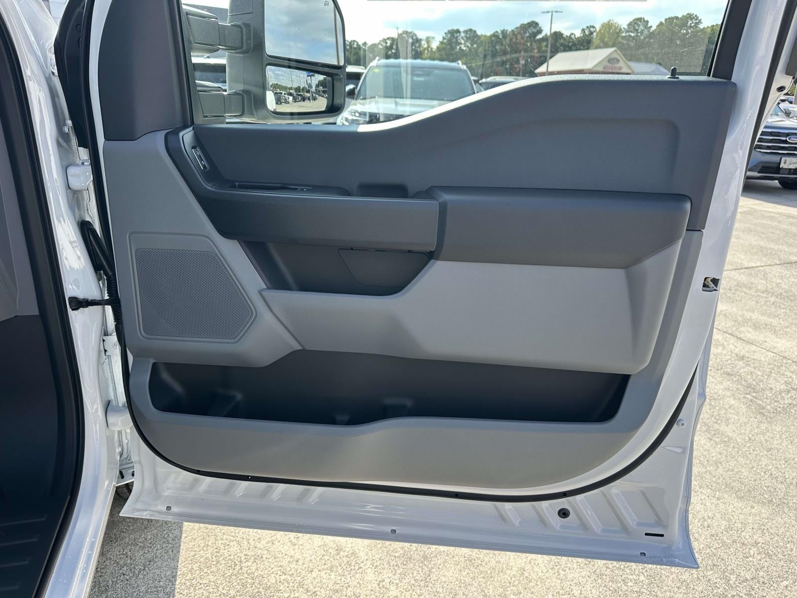 2026 Ford Super Duty F-350 SRW XL 2WD CREW CAB 6.75' BOX