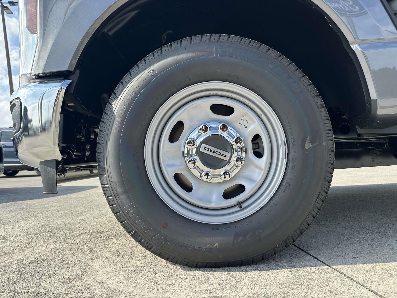 2026 Ford Super Duty F-350 SRW XL 2WD CREW CAB 8' BOX