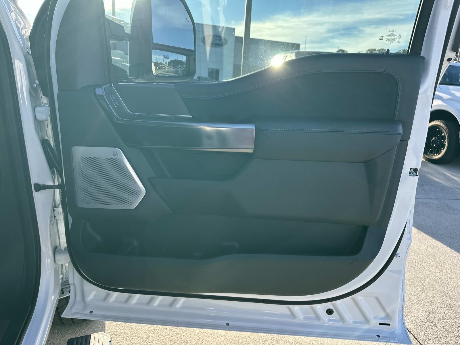 2026 Ford Super Duty F-350 SRW PLATINUM 4WD CREW CAB 6.7