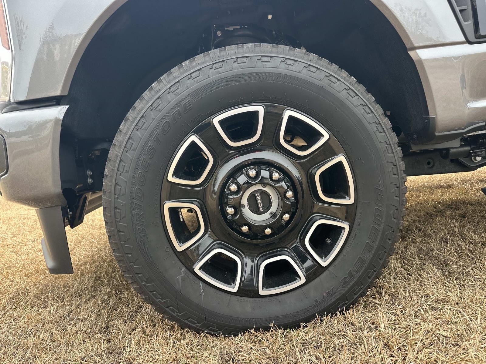 2025 Ford Super Duty F-350 SRW PLATINUM 4WD CREW CAB