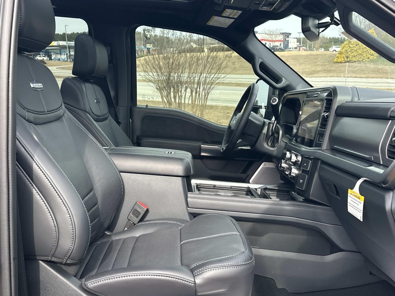 2025 Ford Super Duty F-350 SRW PLATINUM 4WD CREW CAB