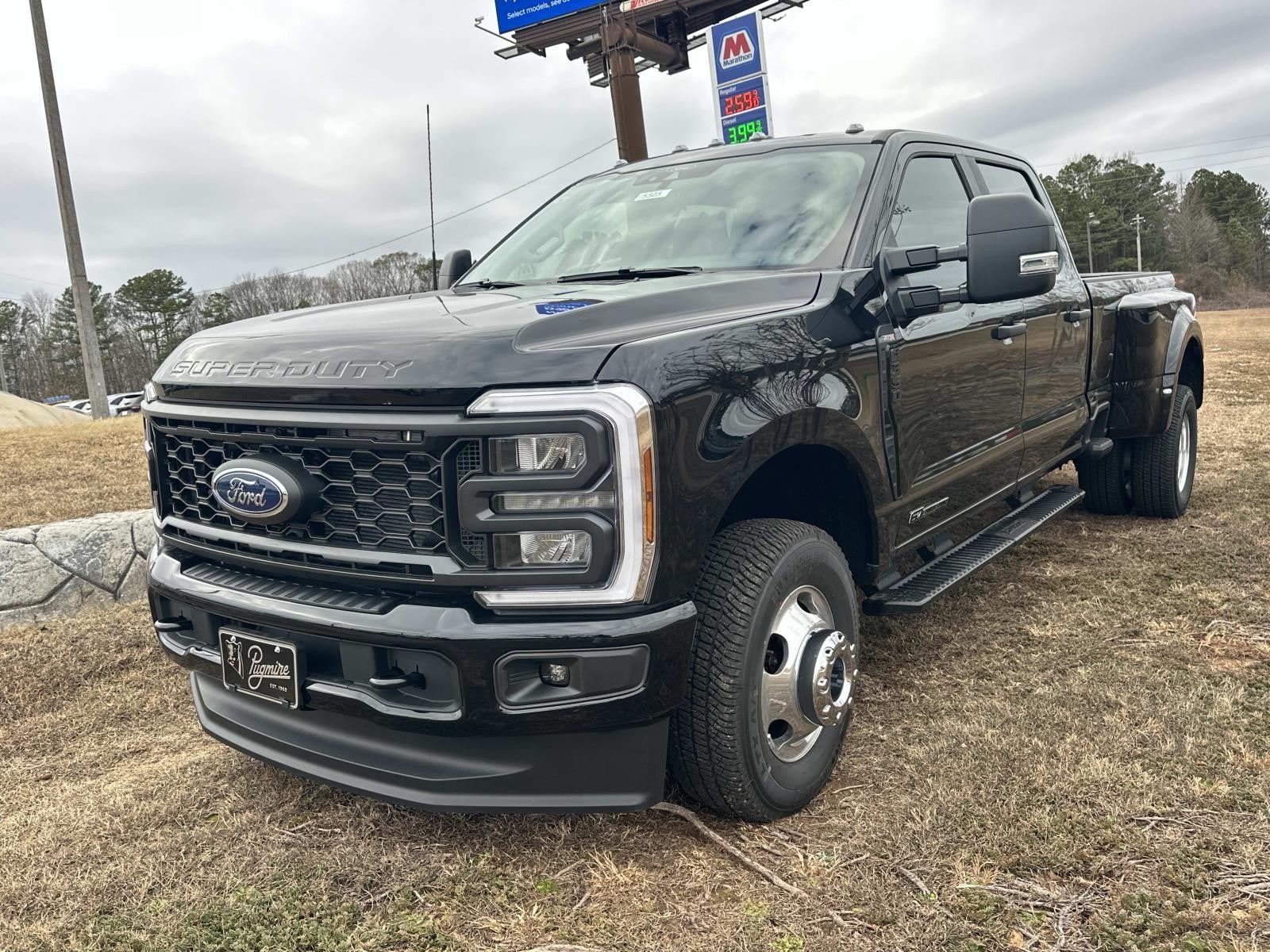 2026 Ford Super Duty F-350 DRW XL 4WD CREW CAB 8' BOX